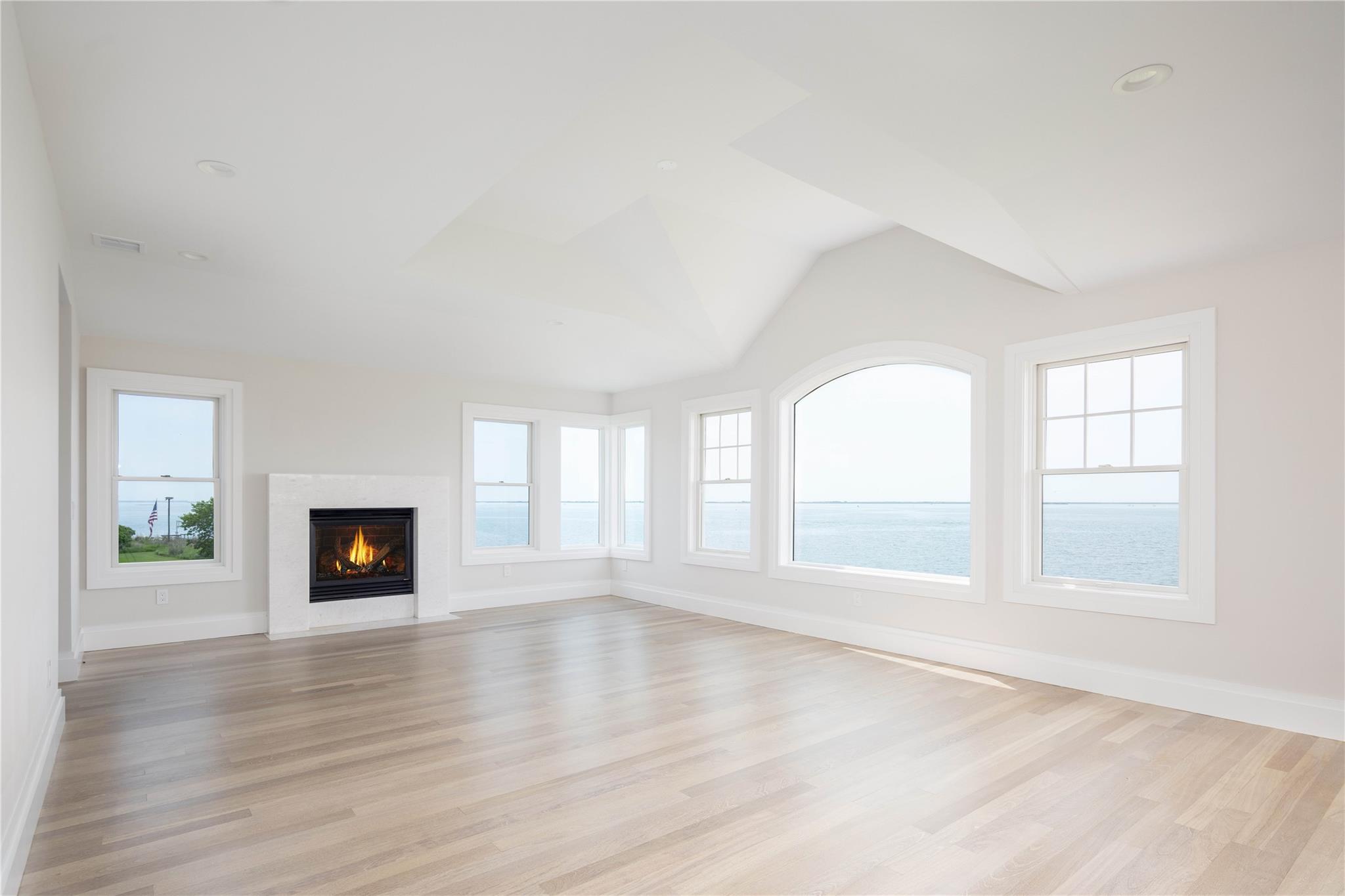 7 Convent Lane, Center Moriches, NY 11934