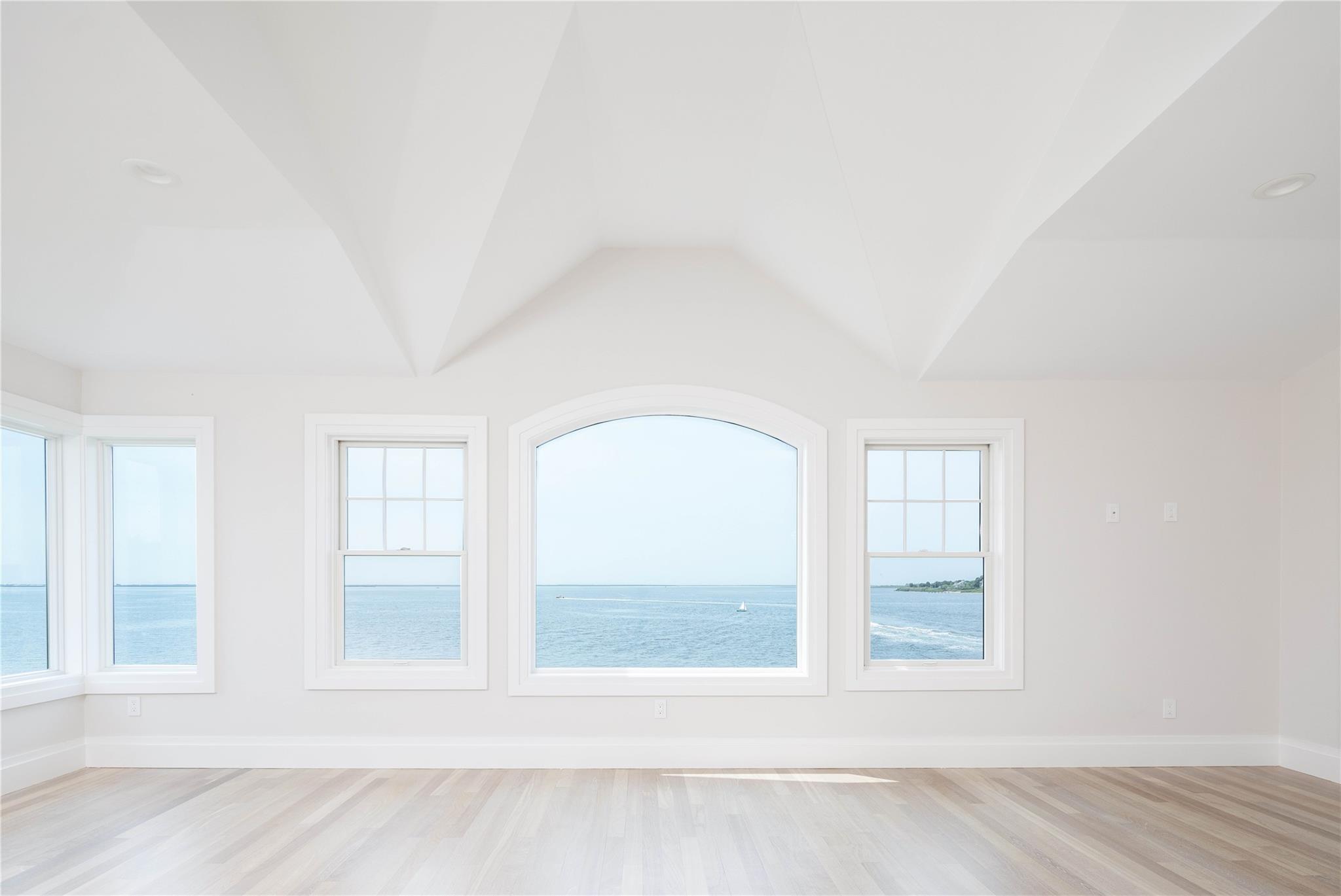 7 Convent Lane, Center Moriches, NY 11934