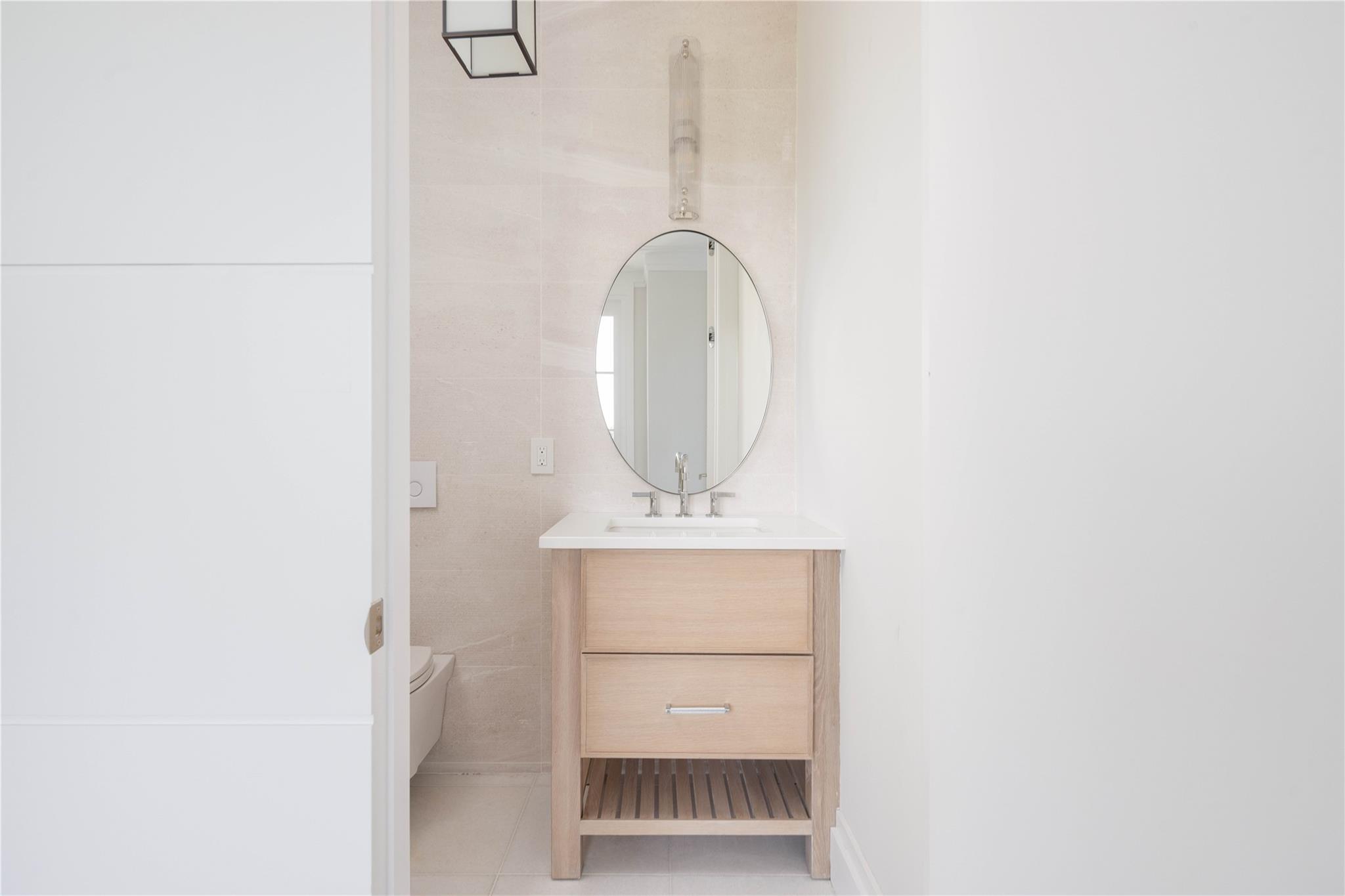 7 Convent Lane, Center Moriches, NY 11934