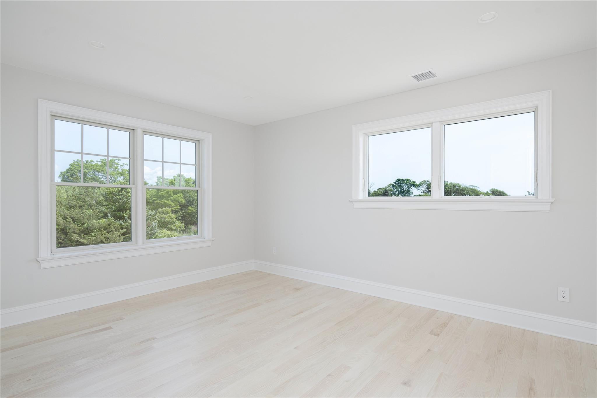 7 Convent Lane, Center Moriches, NY 11934