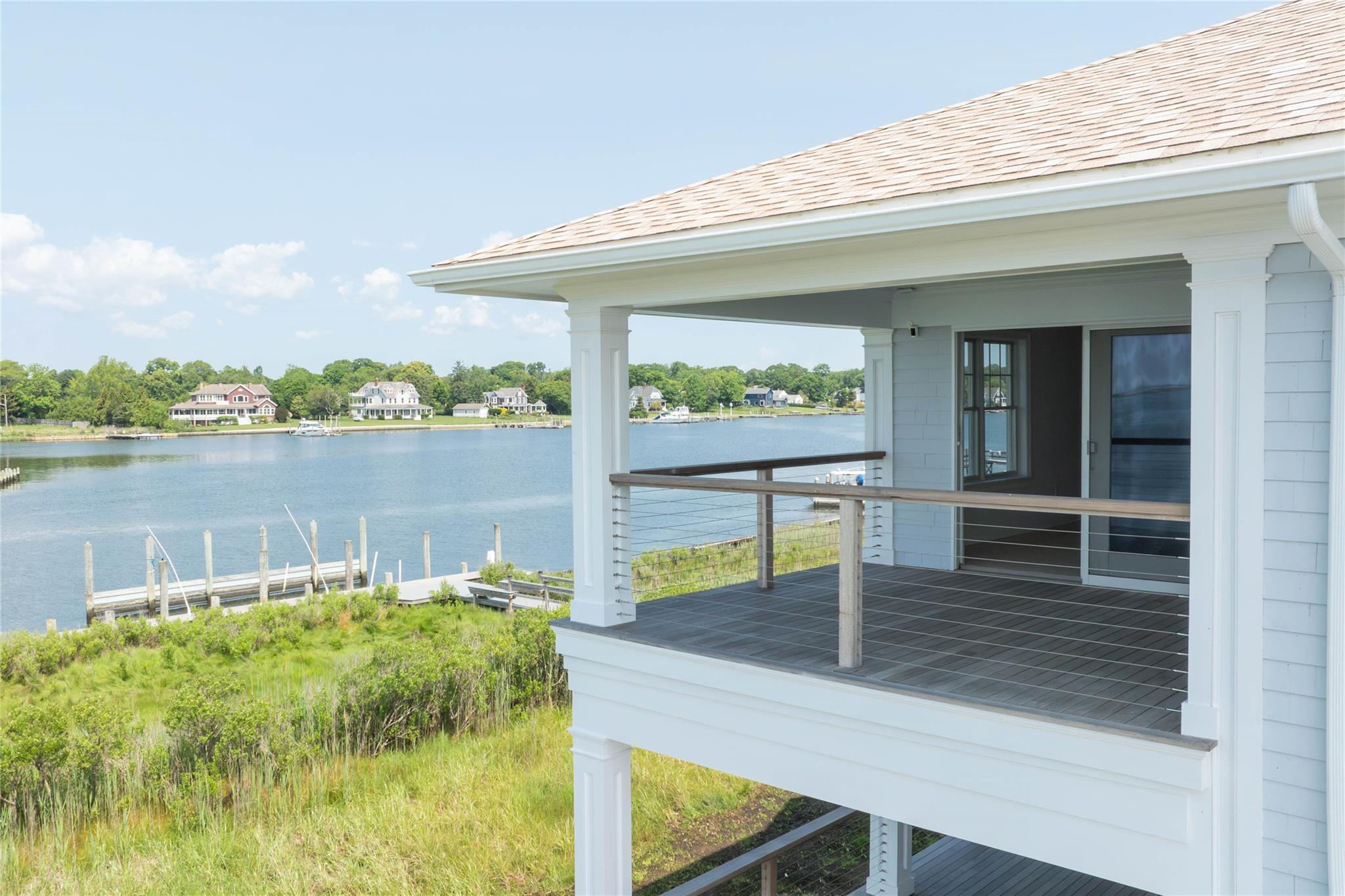 7 Convent Lane, Center Moriches, NY 11934