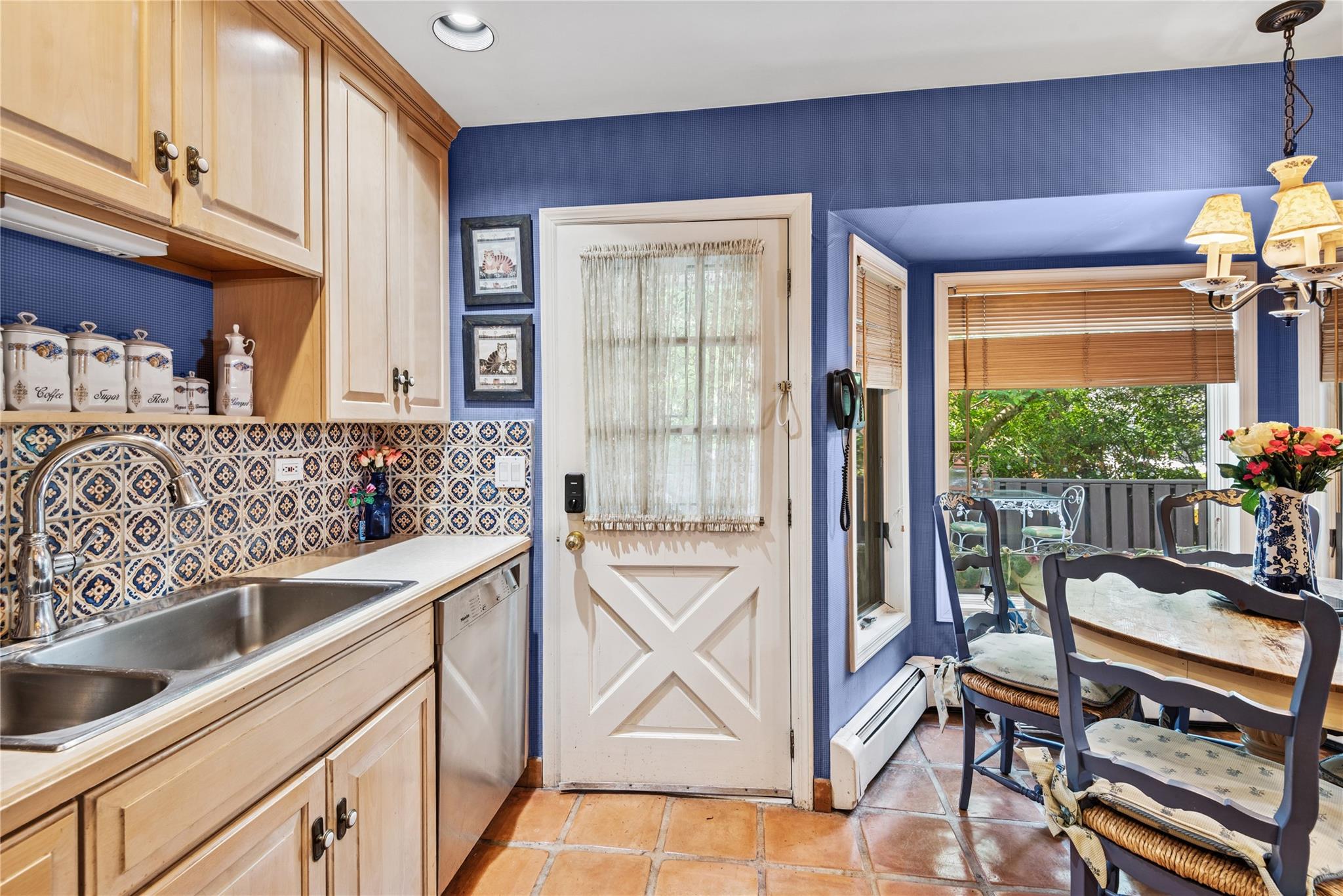 221 Somerset Drive, Hewlett, NY 11557