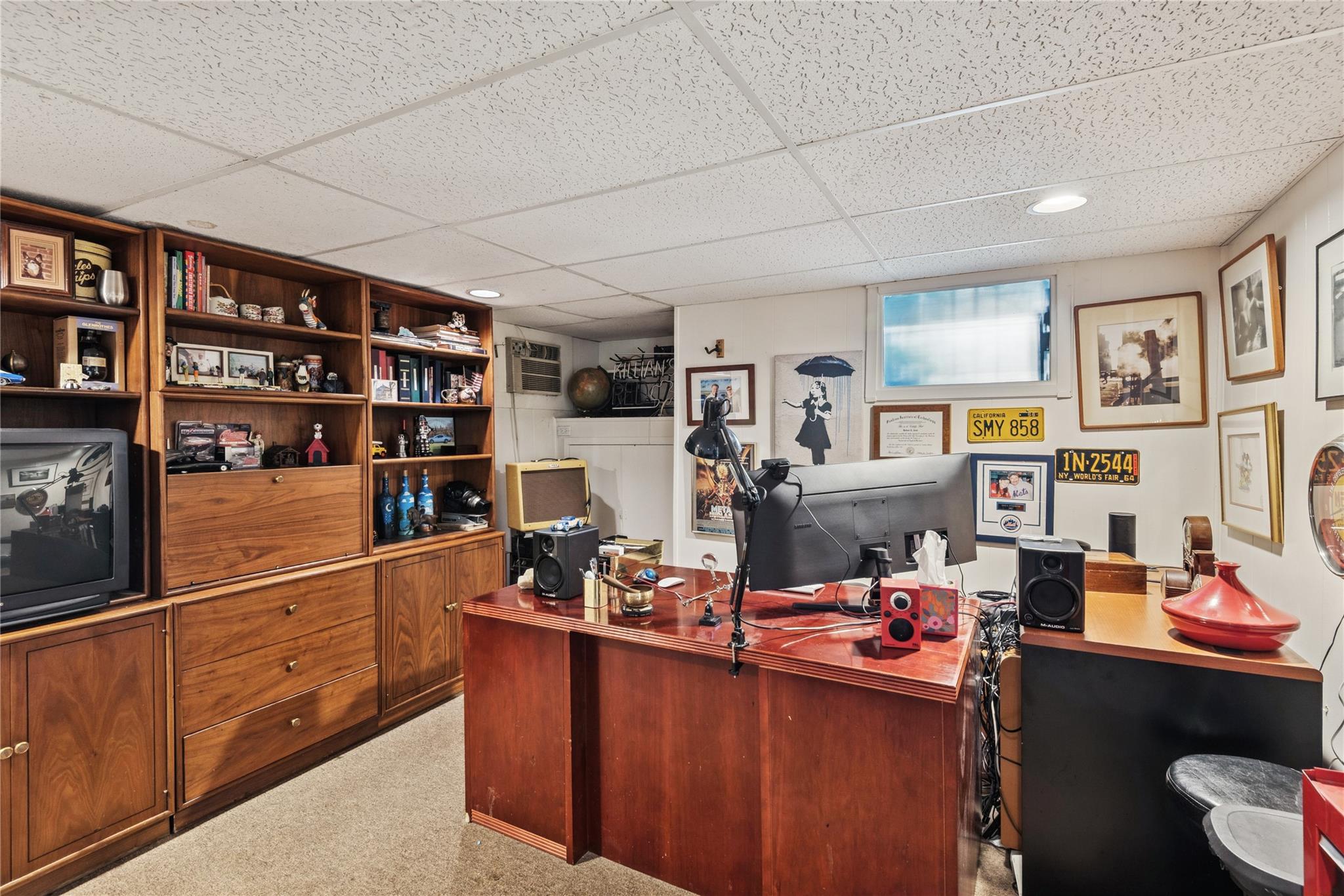 221 Somerset Drive, Hewlett, NY 11557