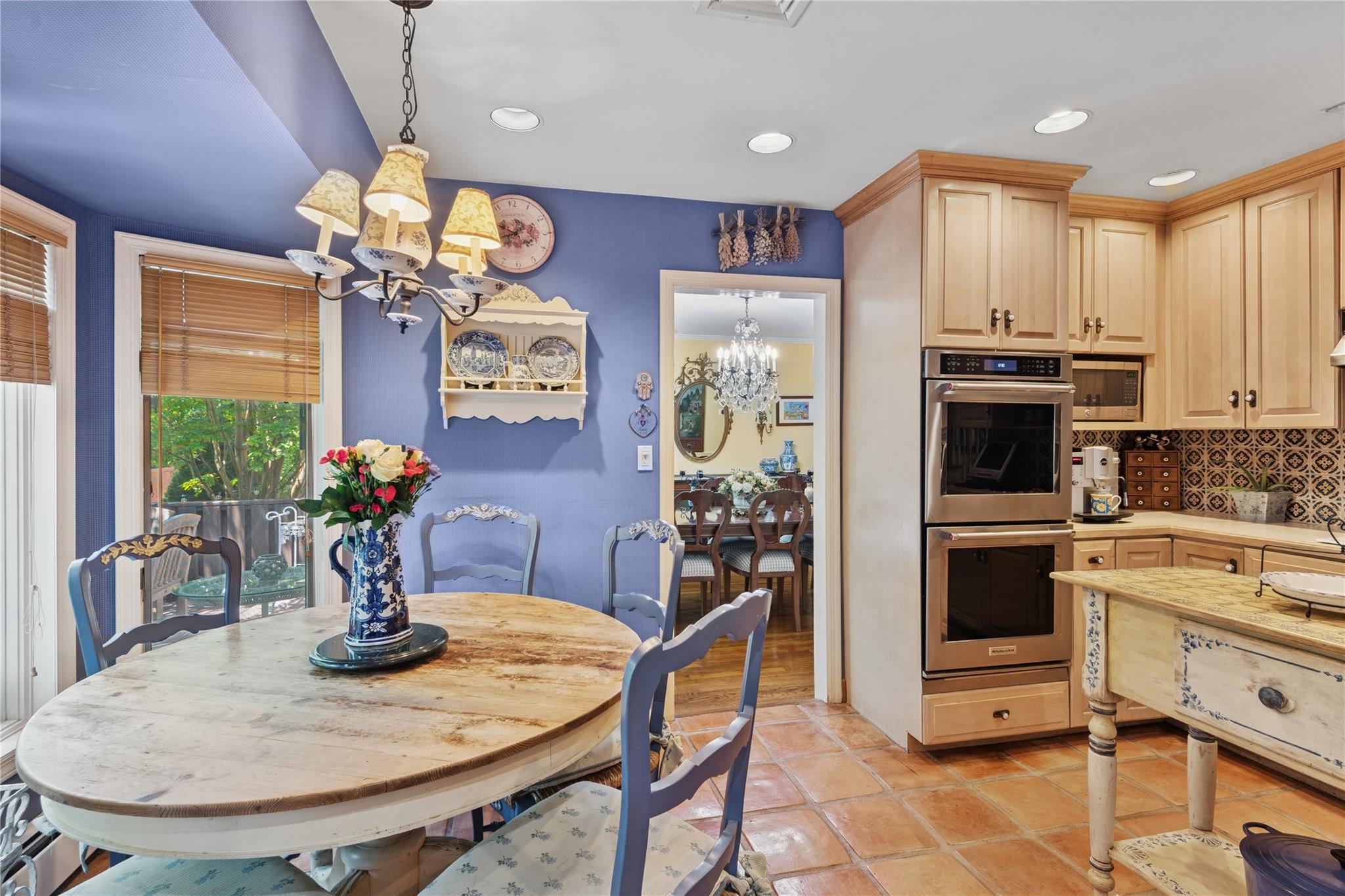 221 Somerset Drive, Hewlett, NY 11557