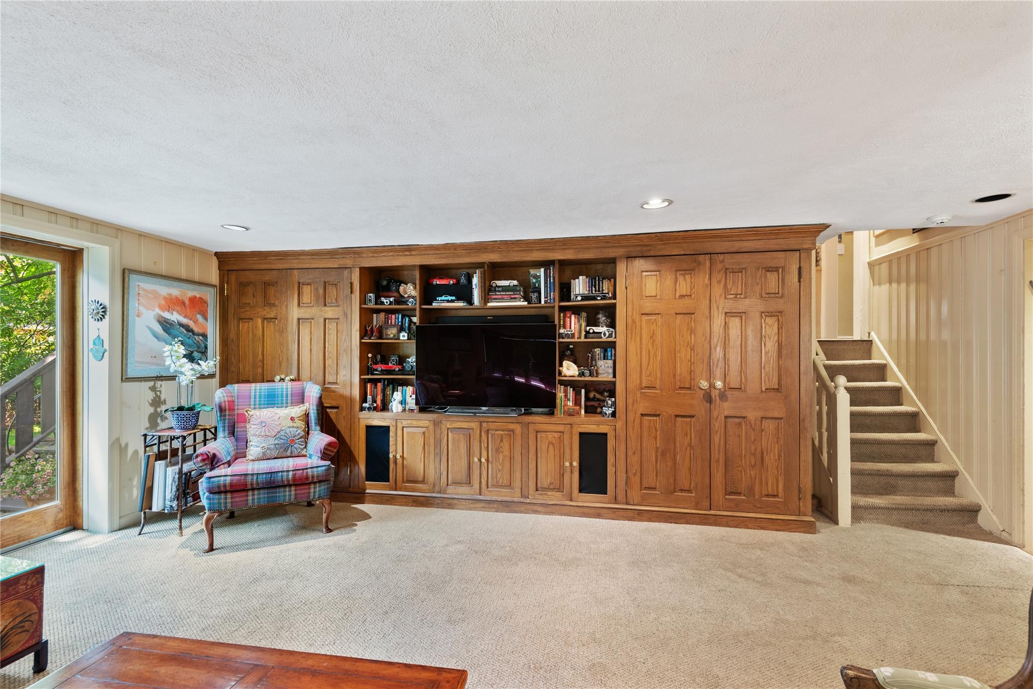 221 Somerset Drive, Hewlett, NY 11557