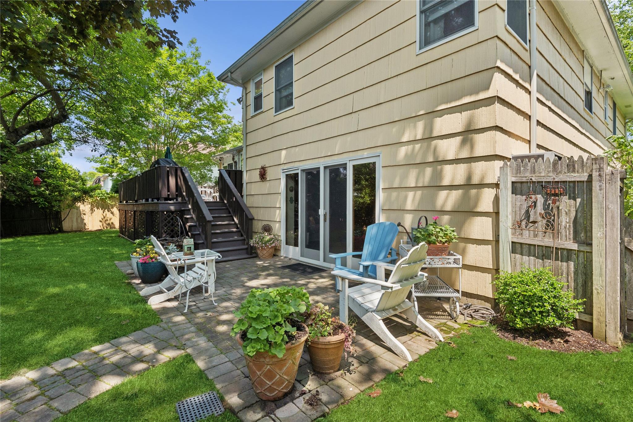 221 Somerset Drive, Hewlett, NY 11557