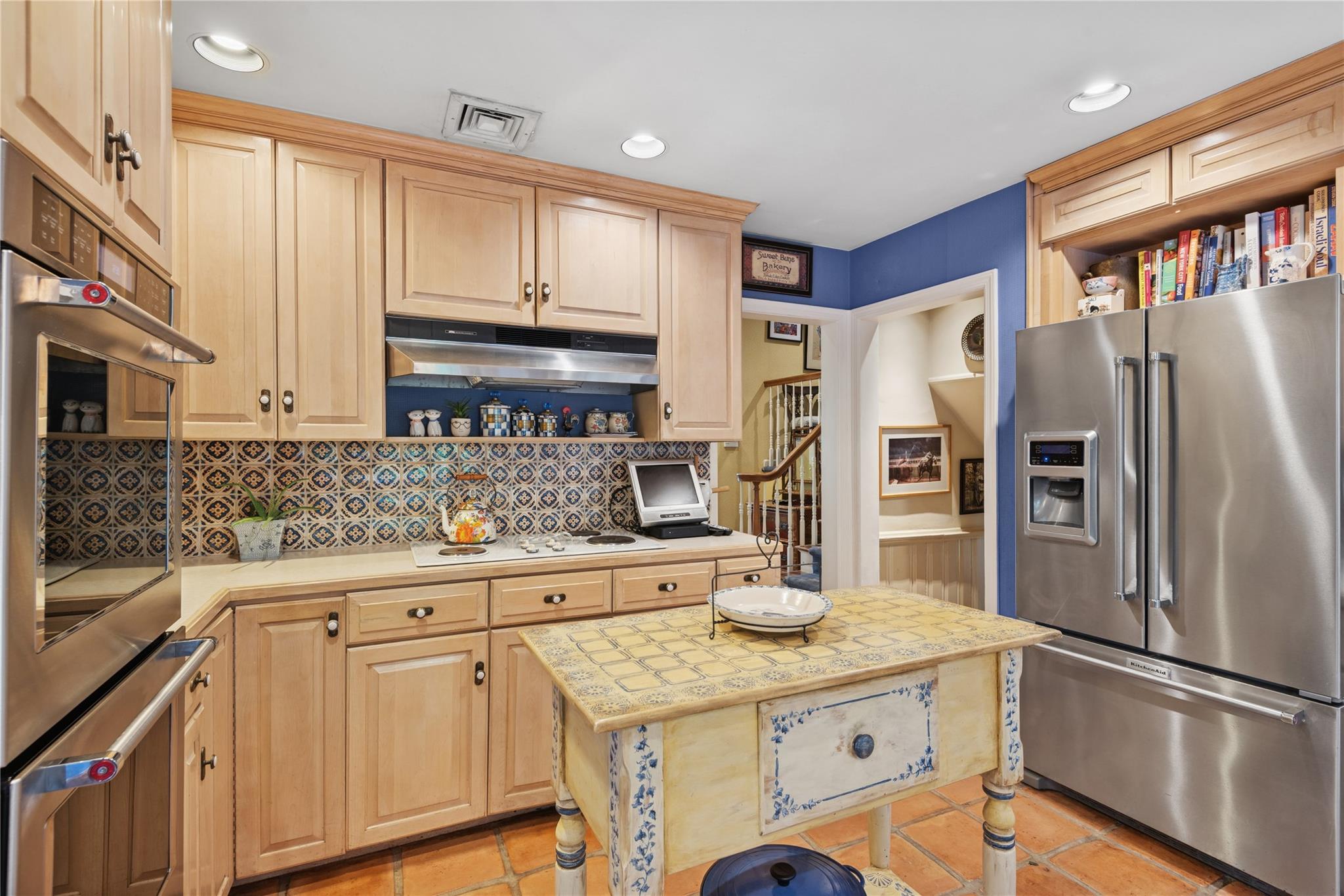 221 Somerset Drive, Hewlett, NY 11557