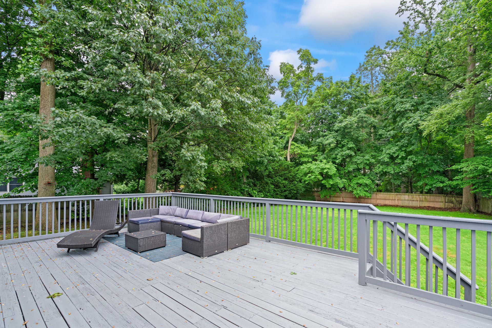 42 Titus Road, Glen Cove, NY 11542