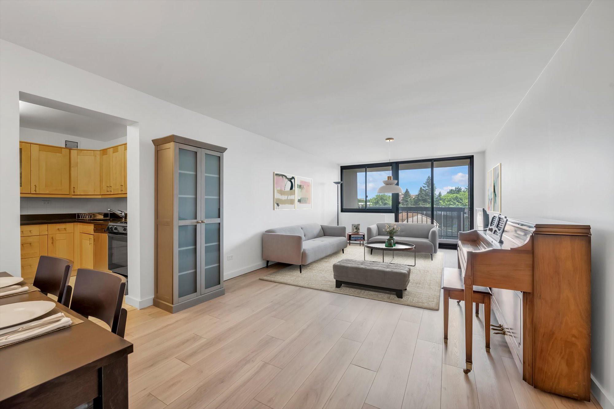 2 Bay Club Drive # 2B, Bayside, NY 11360