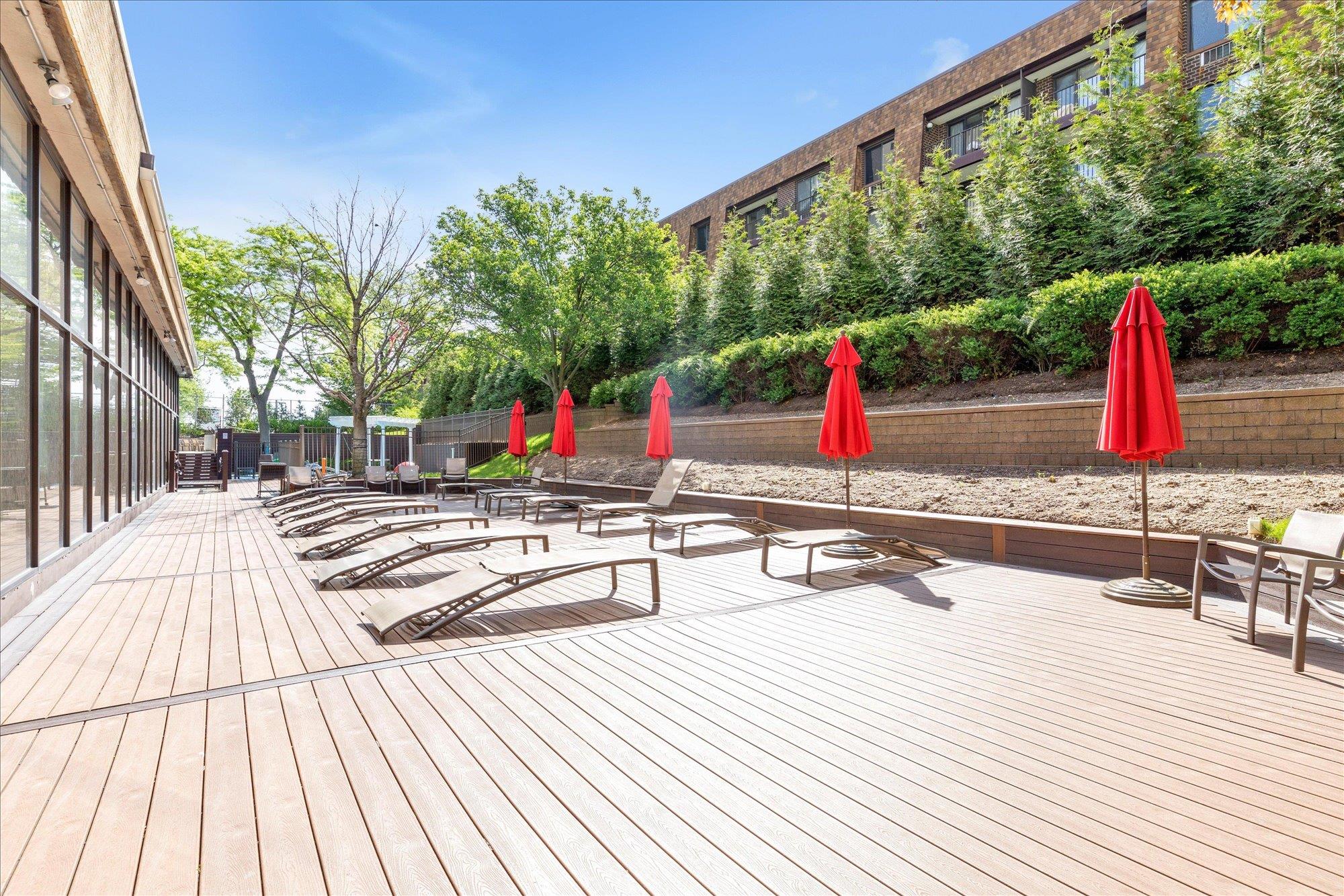 2 Bay Club Drive # 2B, Bayside, NY 11360