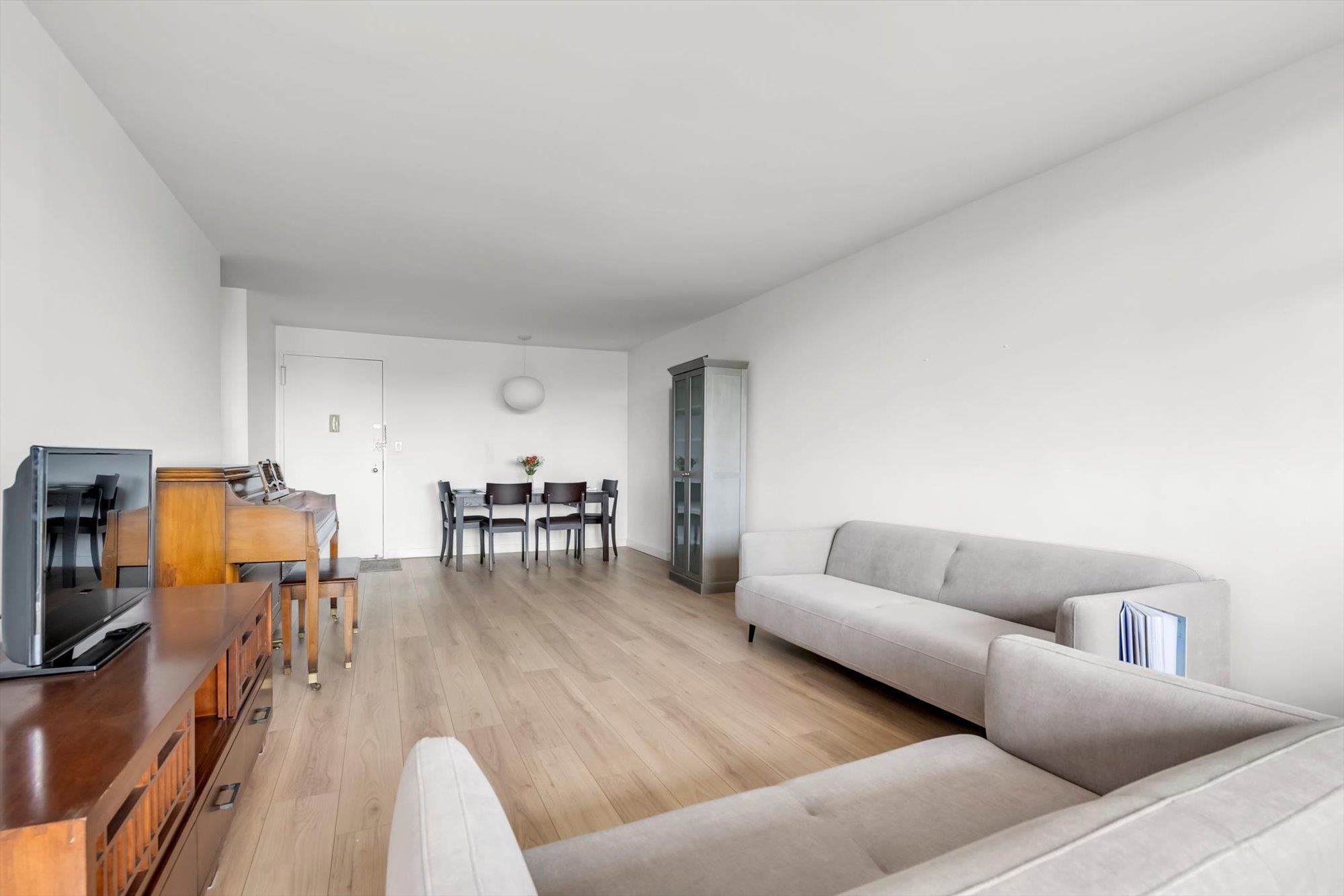 2 Bay Club Drive # 2B, Bayside, NY 11360