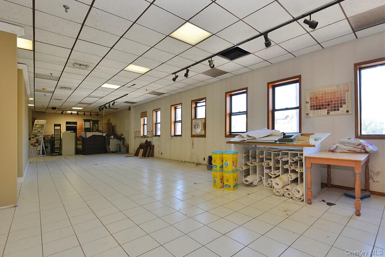 42-02 Astoria Boulevard # 303, Astoria, NY 11103