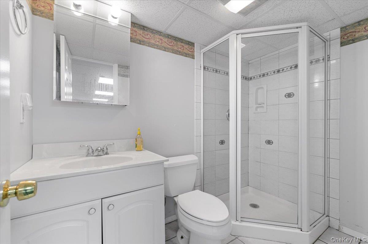 4 Marshmallow Drive, Commack, NY 11725