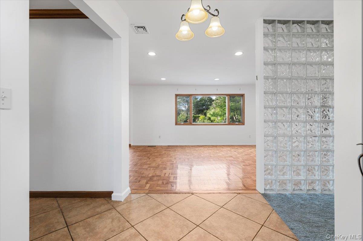 4 Marshmallow Drive, Commack, NY 11725