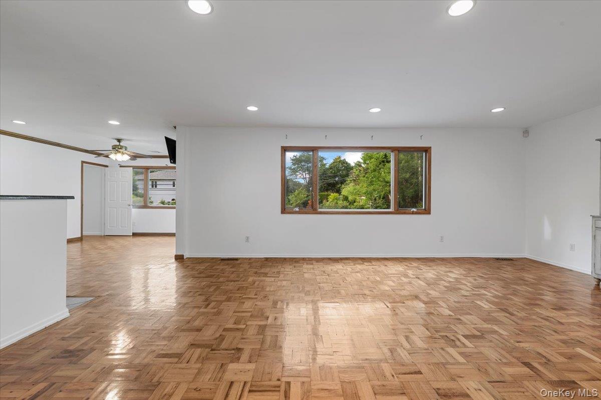 4 Marshmallow Drive, Commack, NY 11725