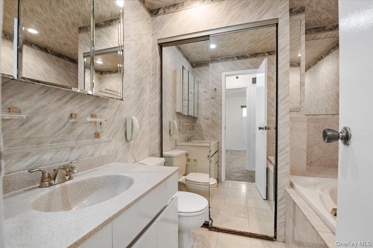 4 Marshmallow Drive, Commack, NY 11725