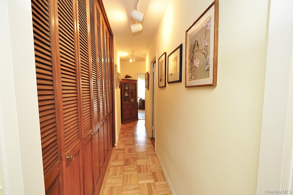 230 Garth Road # 6C1, Scarsdale, NY 10583