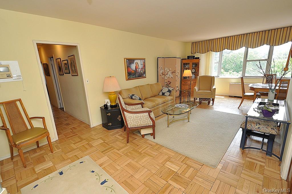 230 Garth Road # 6C1, Scarsdale, NY 10583