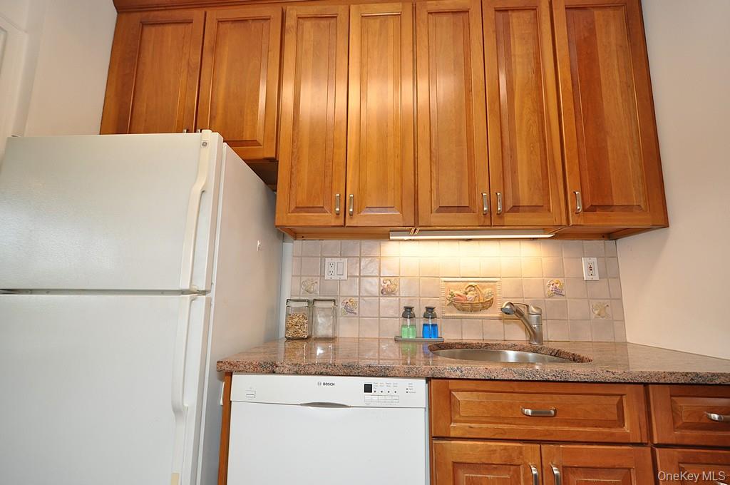 230 Garth Road # 6C1, Scarsdale, NY 10583