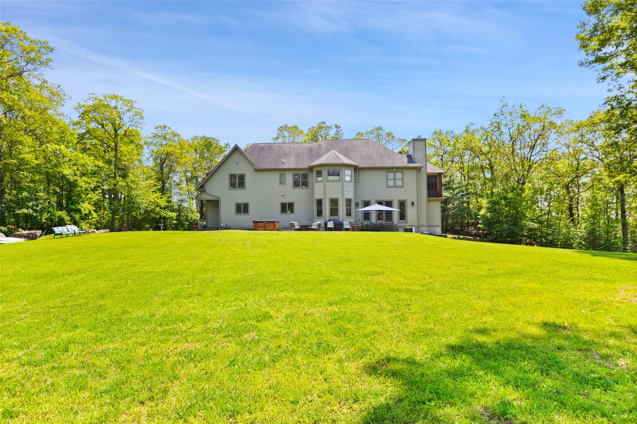 23 Hillcrest Drive, Mahopac, NY 10541