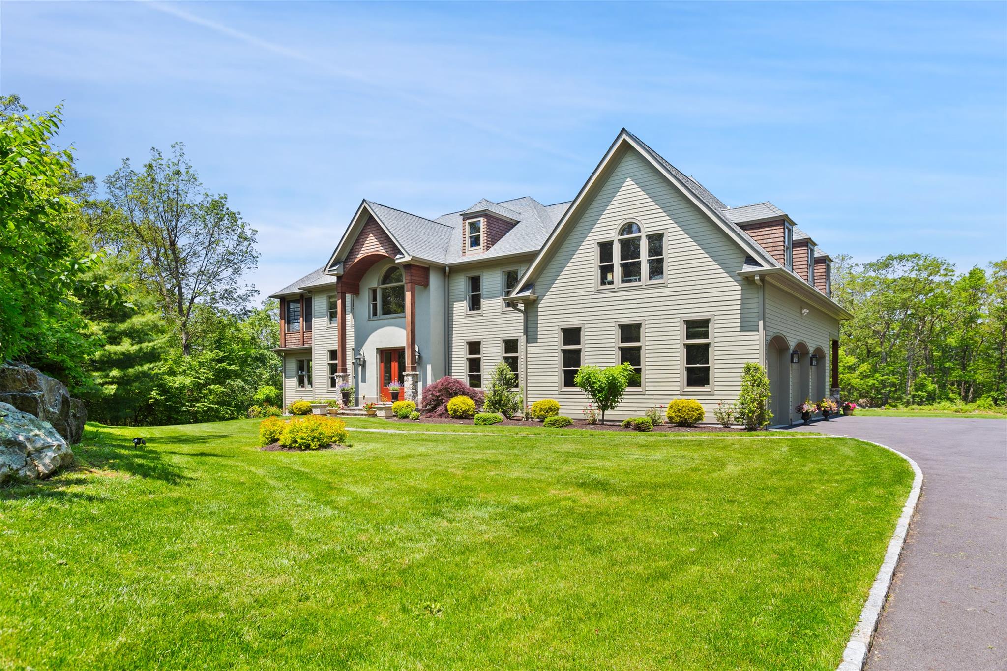 23 Hillcrest Drive, Mahopac, NY 10541