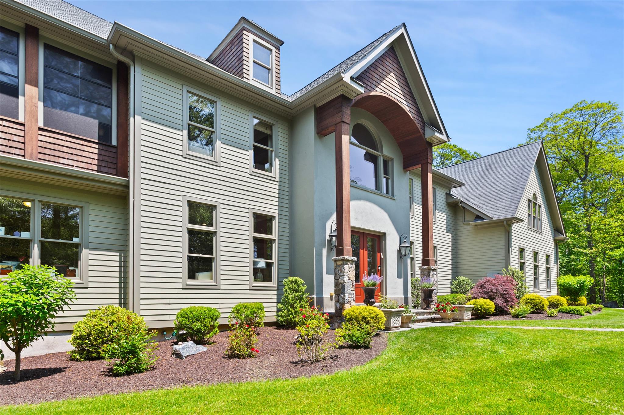 23 Hillcrest Drive, Mahopac, NY 10541