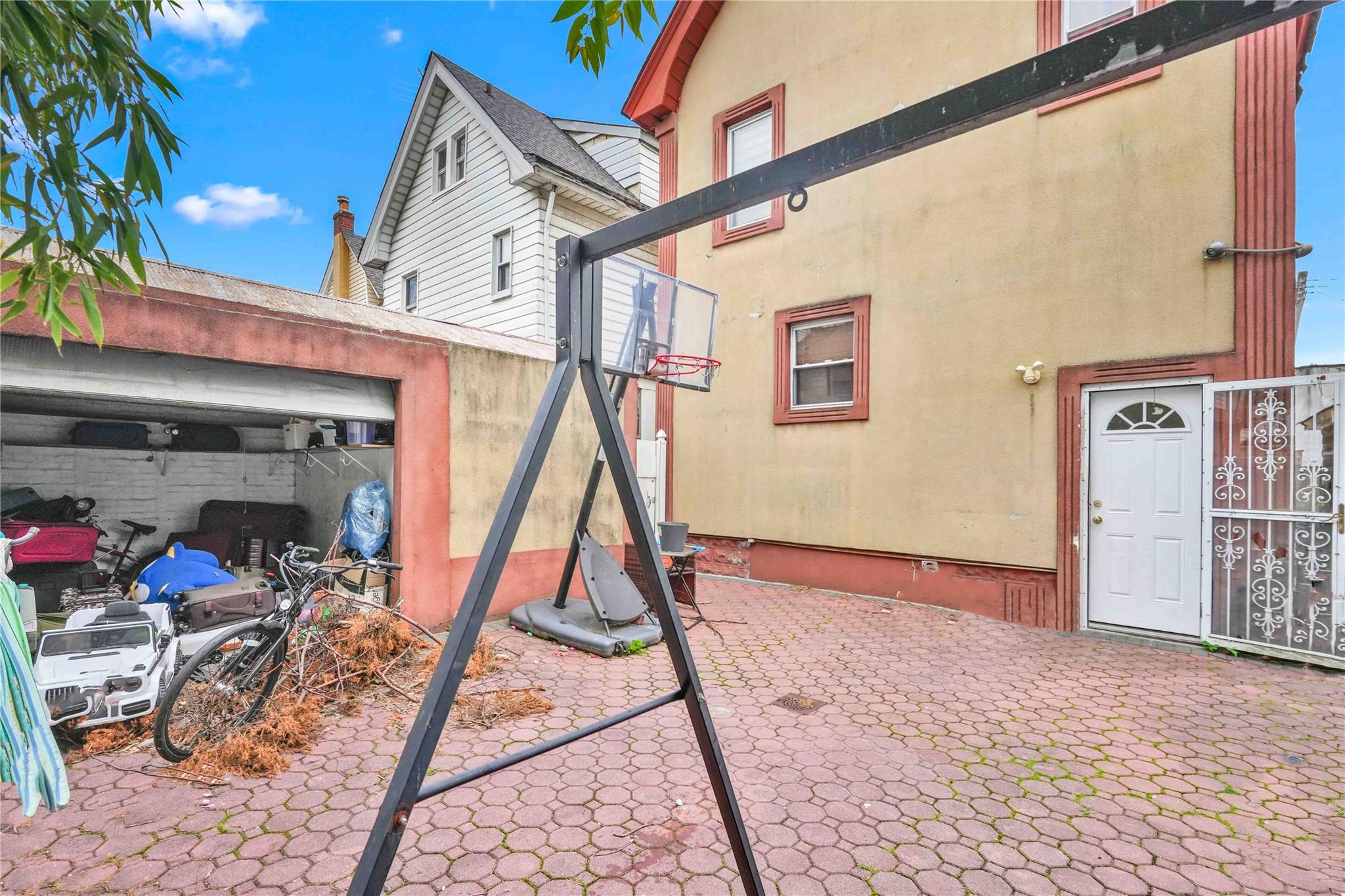 114-11 86th Avenue, Richmond Hill North, NY 11418