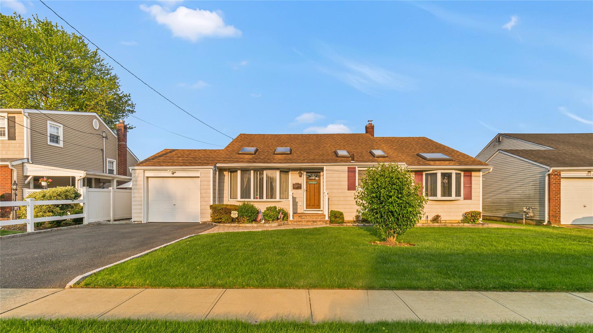 367 Pacific Street, Massapequa Park, NY 11762