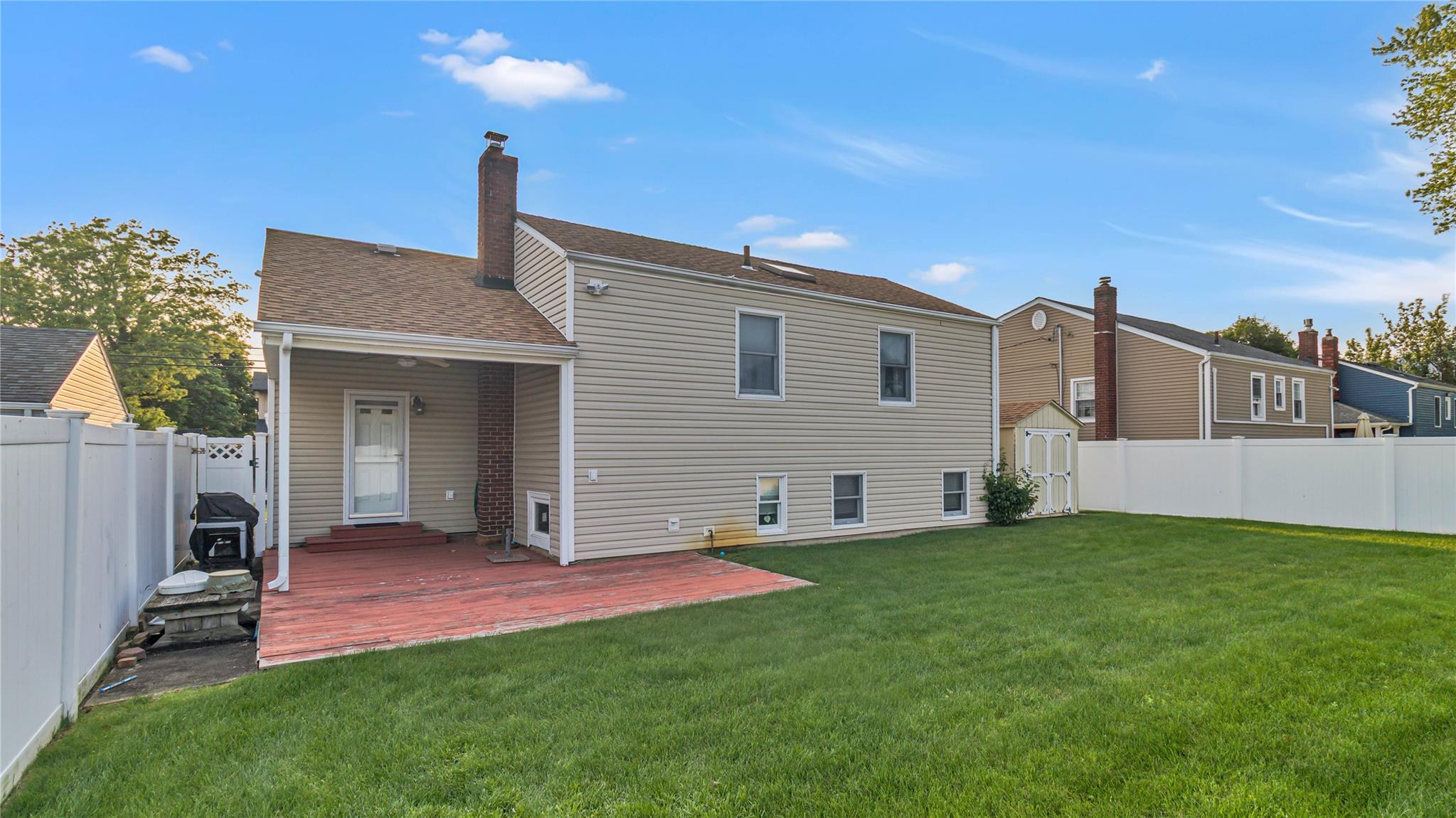 367 Pacific Street, Massapequa Park, NY 11762