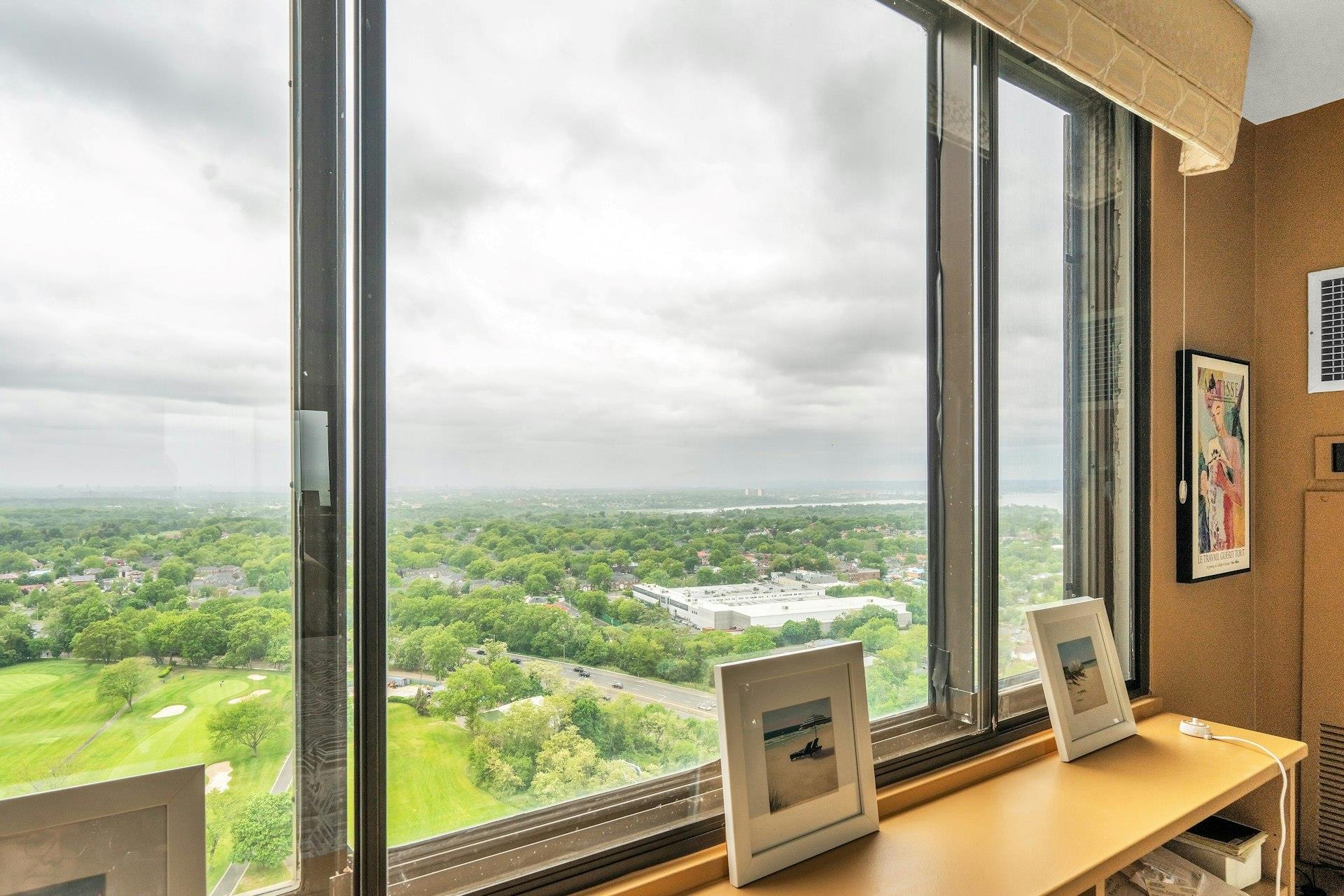 269-10 Grand Central Parkway # 32P, Floral Park, NY 11005