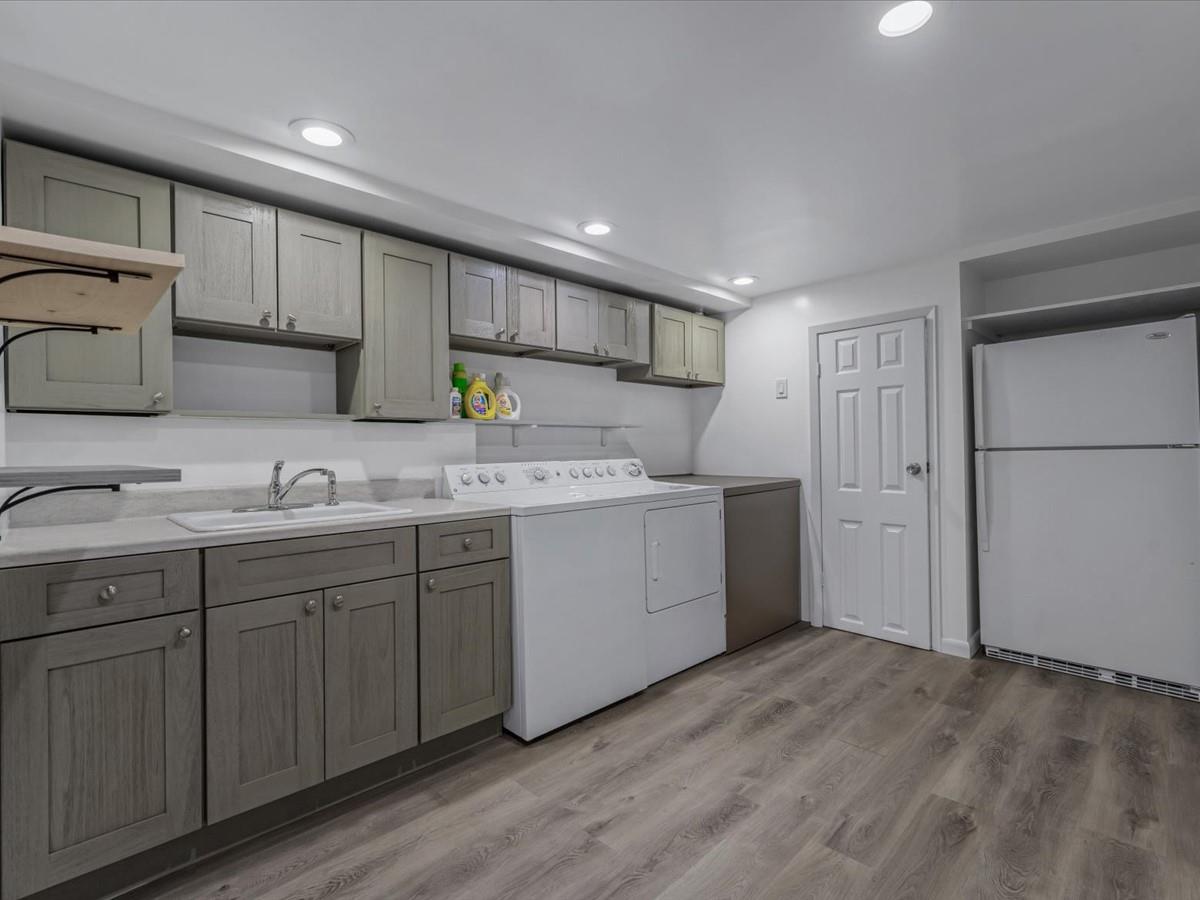 82-44 263 Street, Glen Oaks, NY 11004