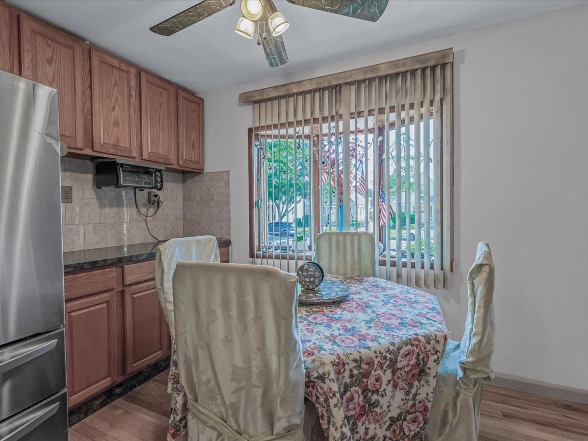 82-44 263 Street, Glen Oaks, NY 11004