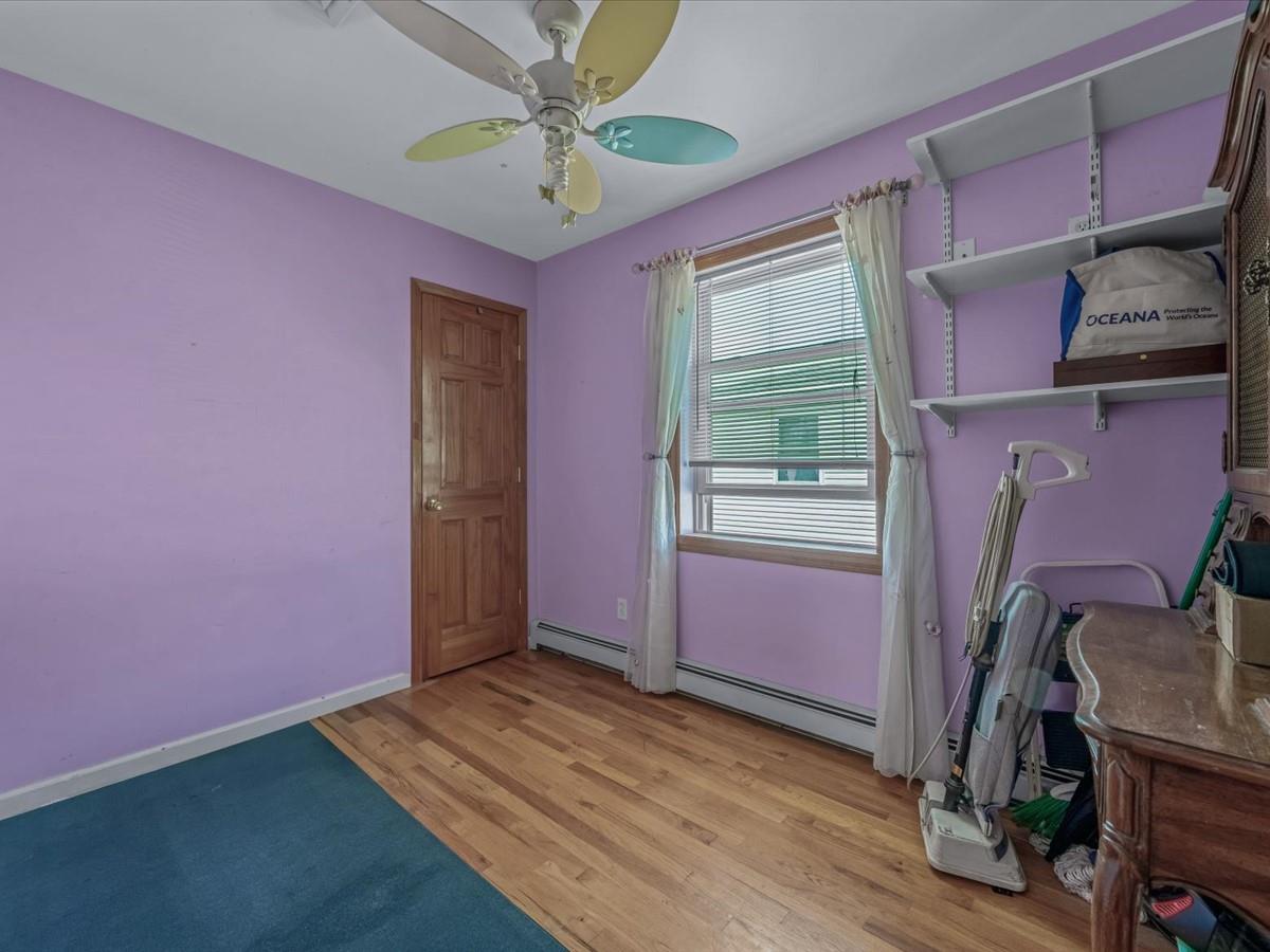 82-44 263 Street, Glen Oaks, NY 11004