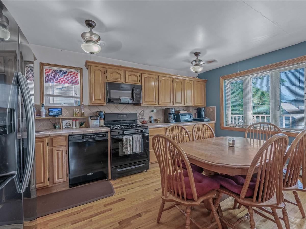 82-44 263 Street, Glen Oaks, NY 11004