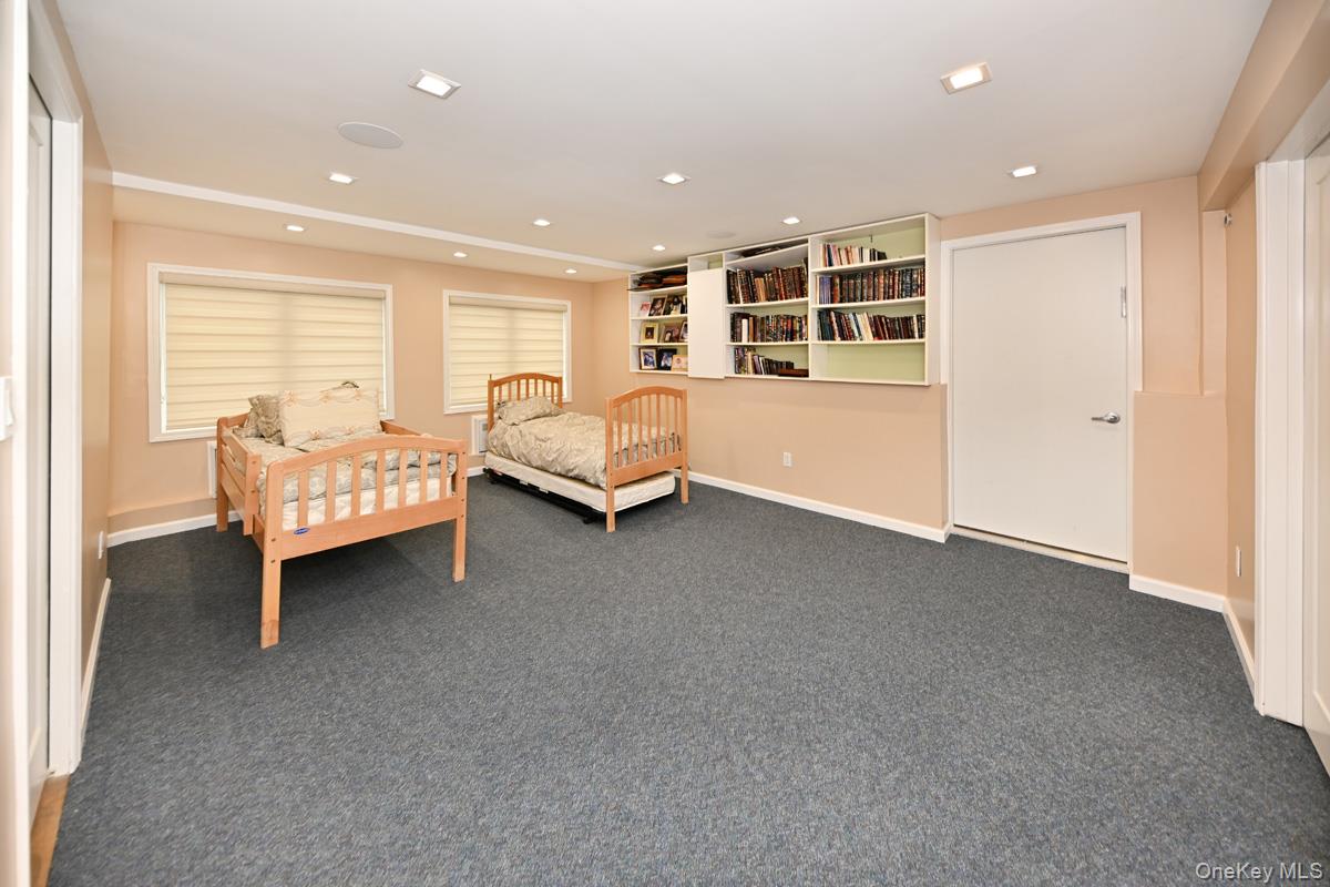 2 Elener Lane, Spring Valley, NY 10977