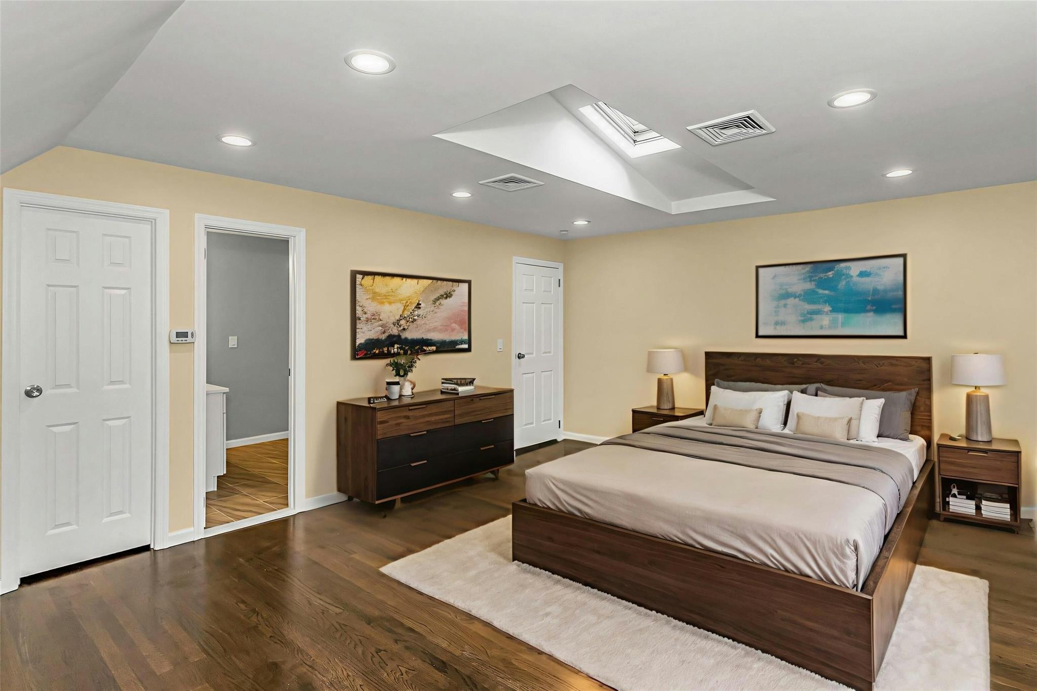 193 Beech Street, Floral Park, NY 11001