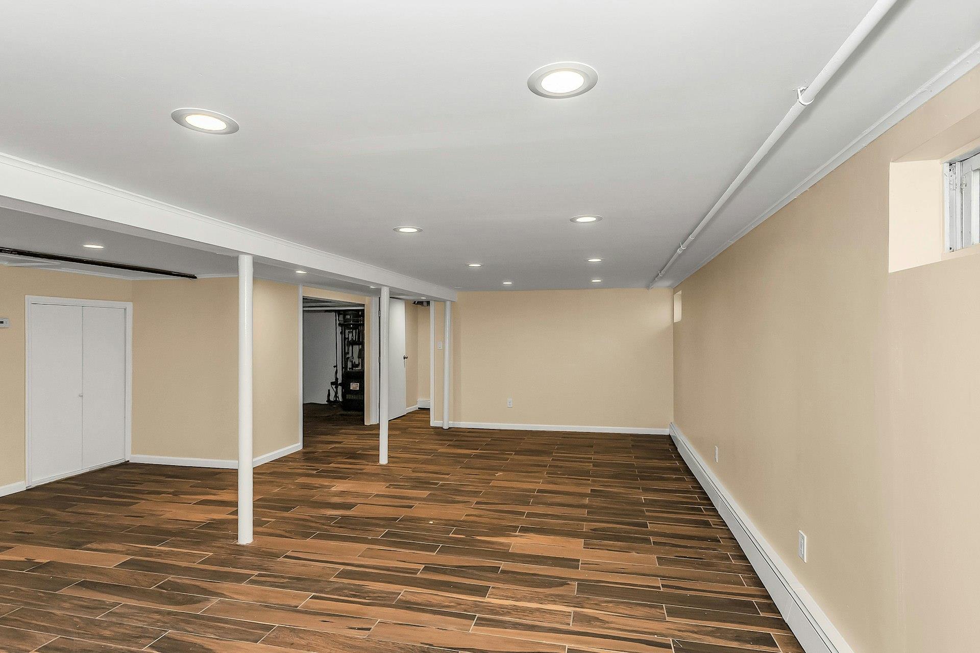 193 Beech Street, Floral Park, NY 11001