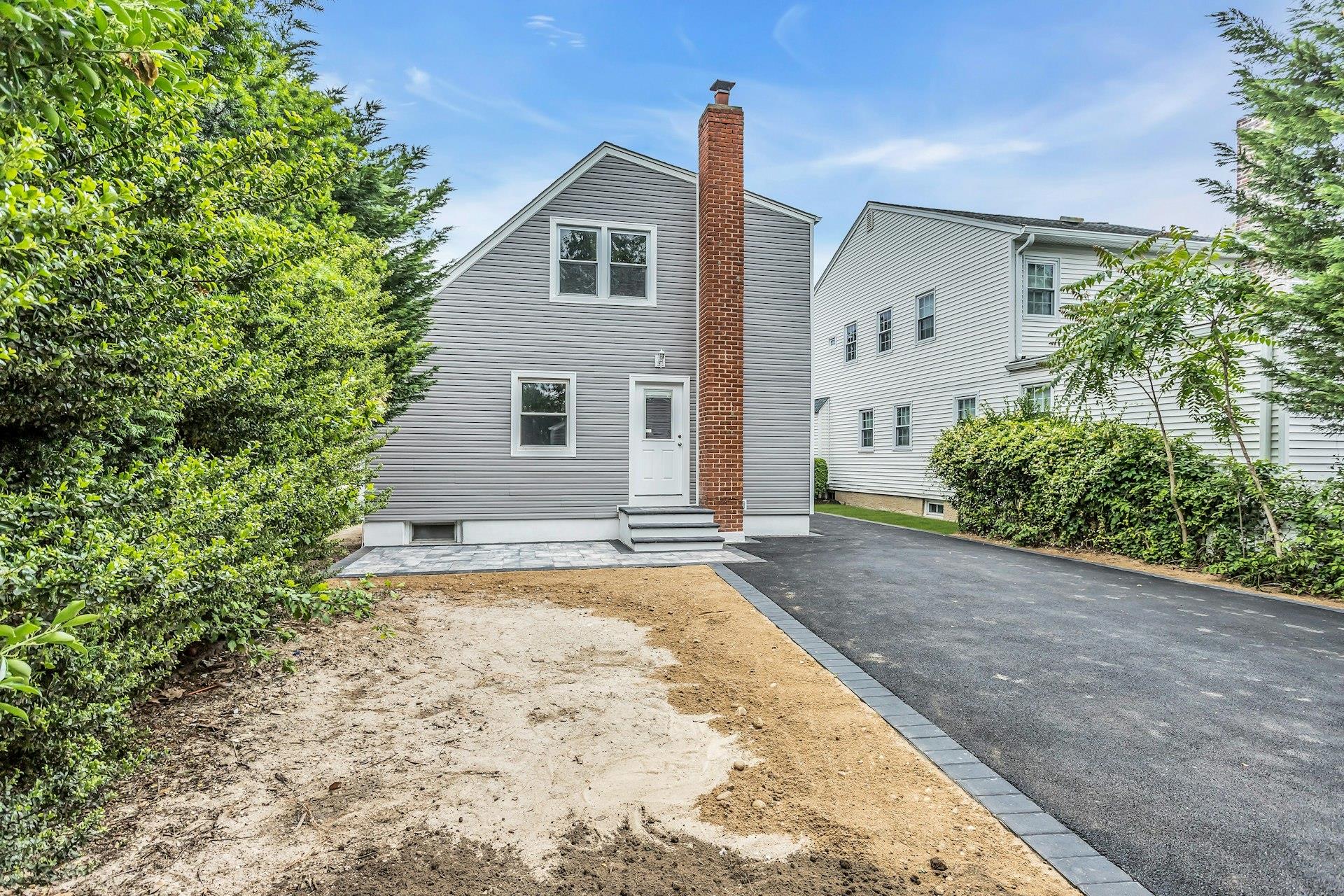 193 Beech Street, Floral Park, NY 11001