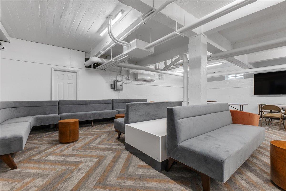 112-20 72nd Drive # A33, Forest Hills, NY 11375