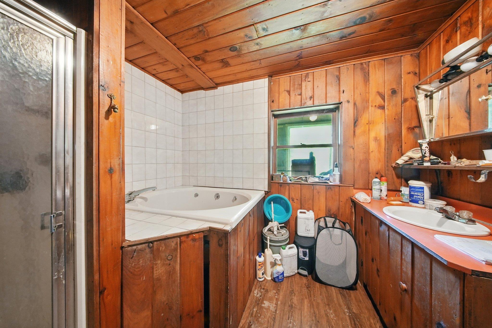 251 Haring Road, Barryville, NY 12719