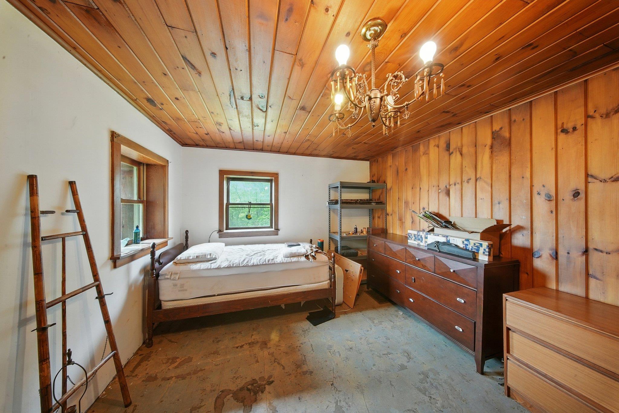 251 Haring Road, Barryville, NY 12719