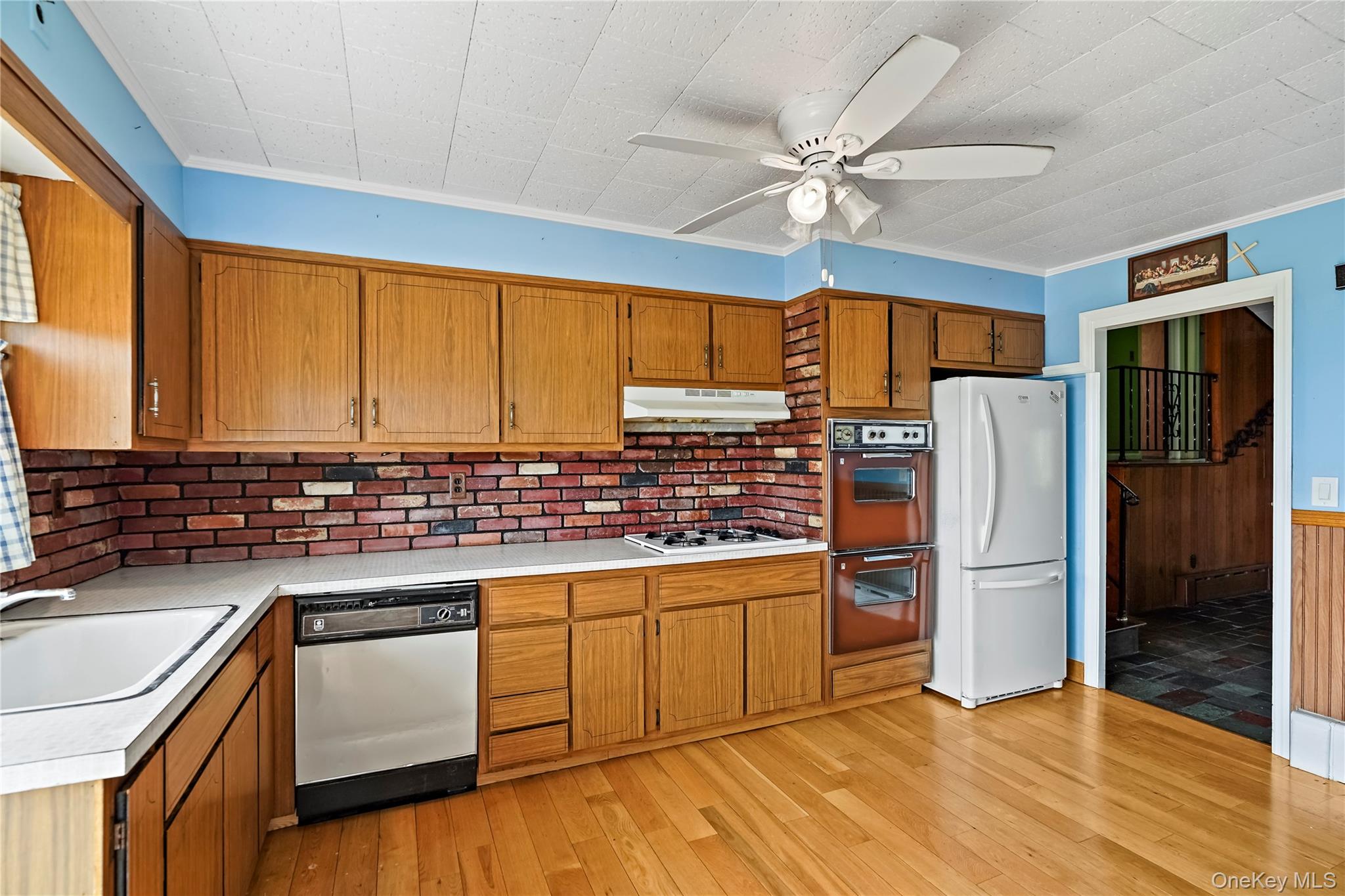 54 Albemarle Place, Yonkers, NY 10701