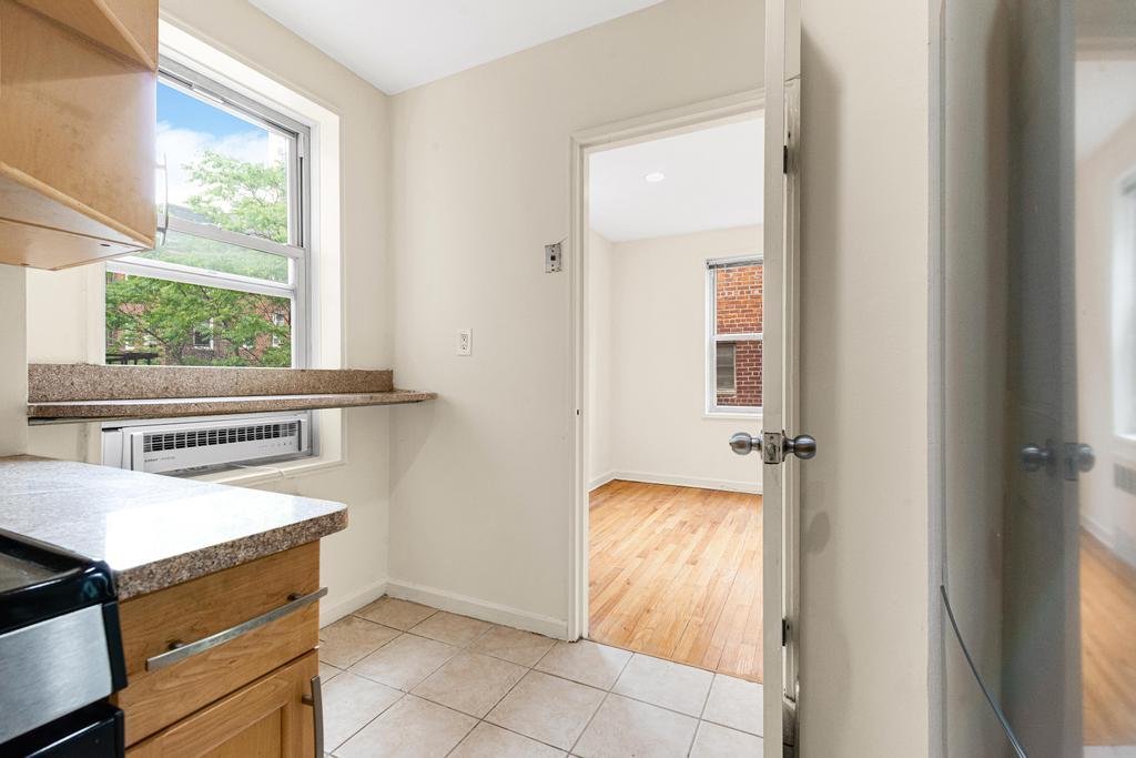 72-10 112th Street # 5B, Forest Hills, NY 11375