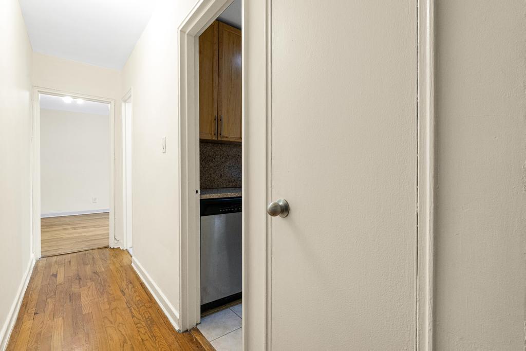 72-10 112th Street # 5B, Forest Hills, NY 11375