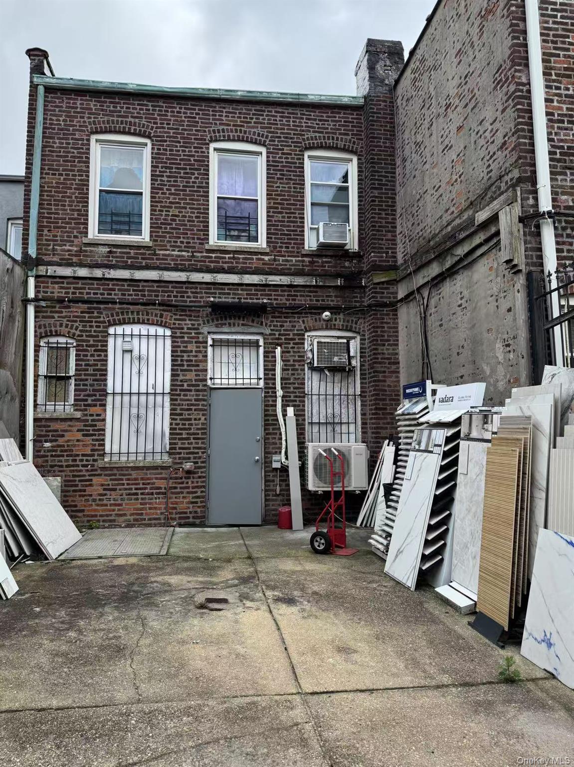 112-05 Rockaway Boulevard, South Ozone Park, NY 11420