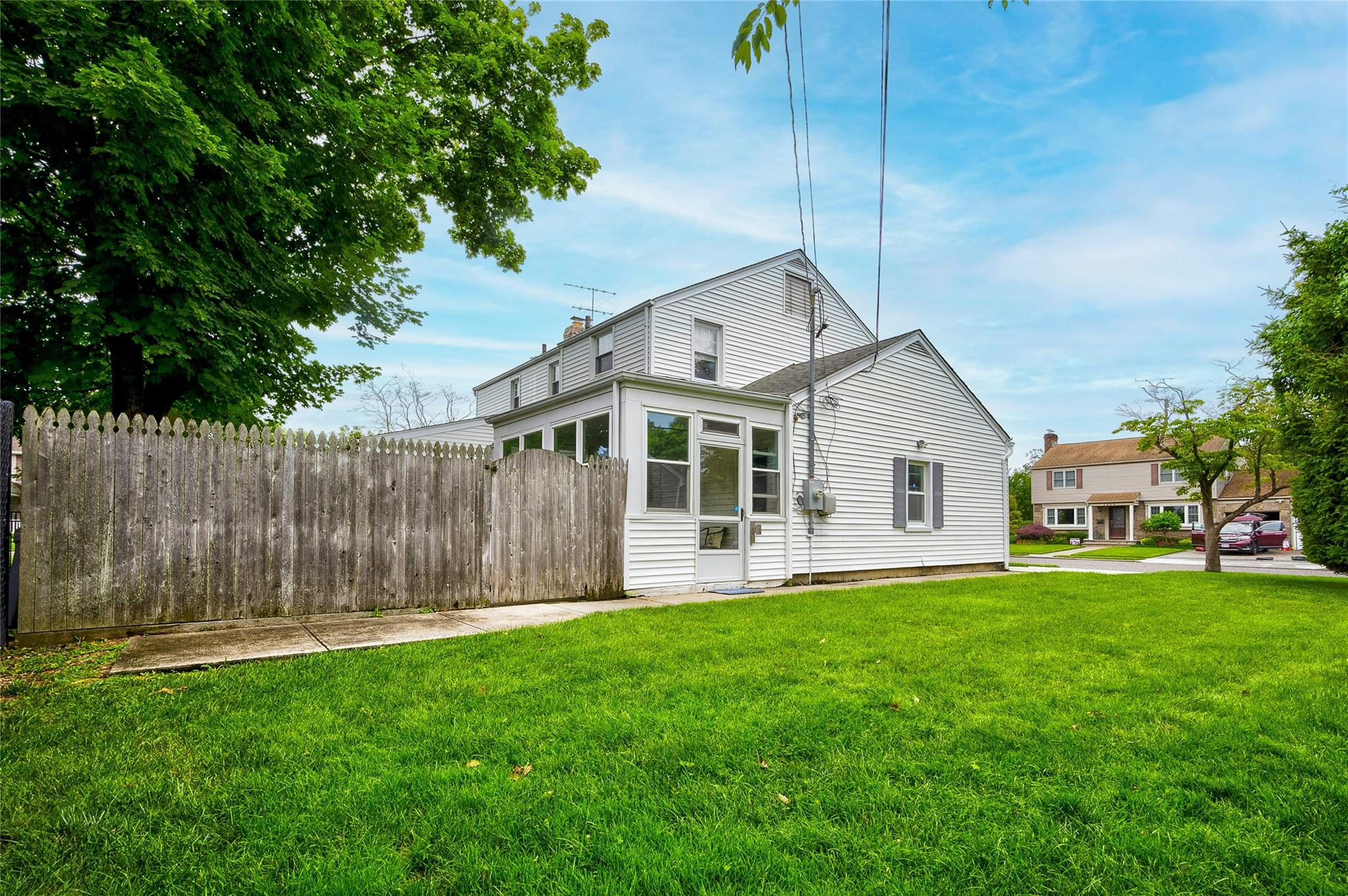 1310 Surrey Place, Rockville Centre, NY 11570