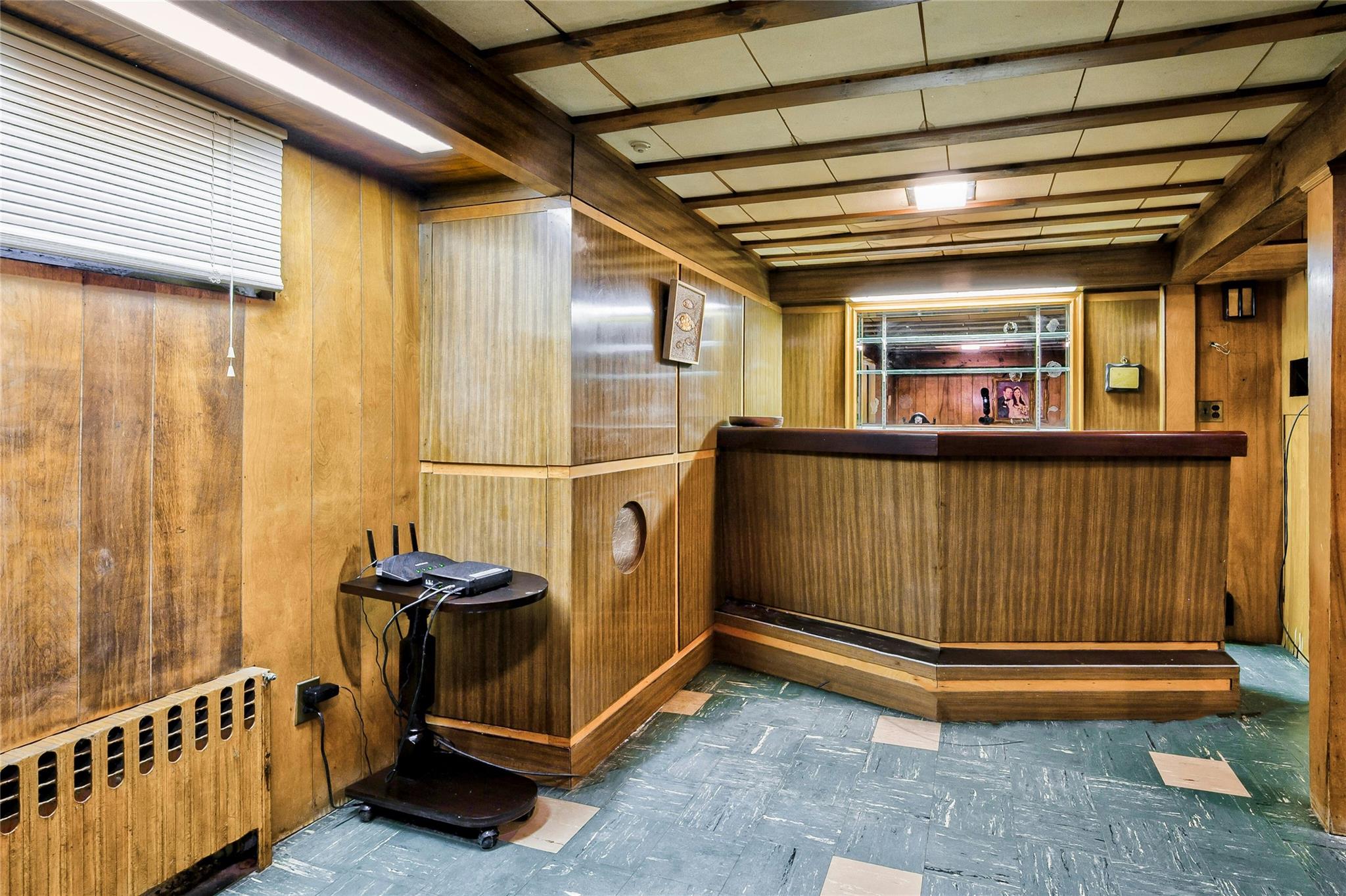 1310 Surrey Place, Rockville Centre, NY 11570