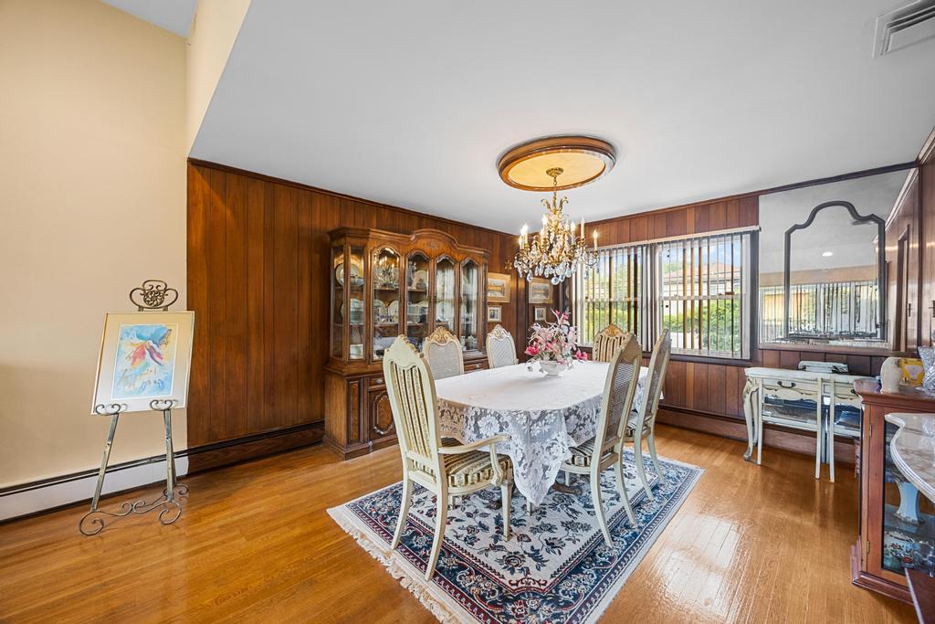 797 Caldwell Avenue, North Woodmere, NY 11581