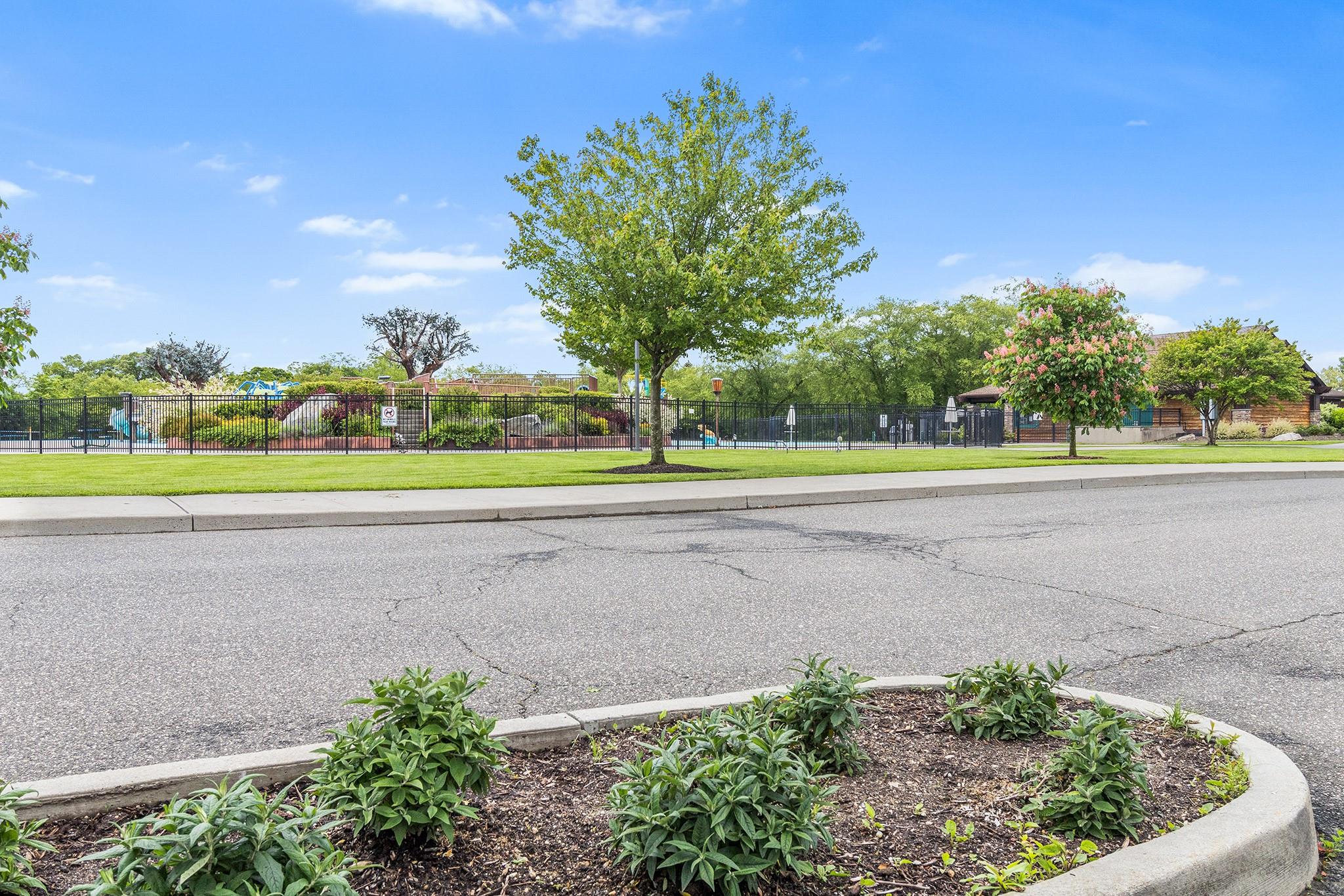 45 W 23rd Street, Deer Park, NY 11729