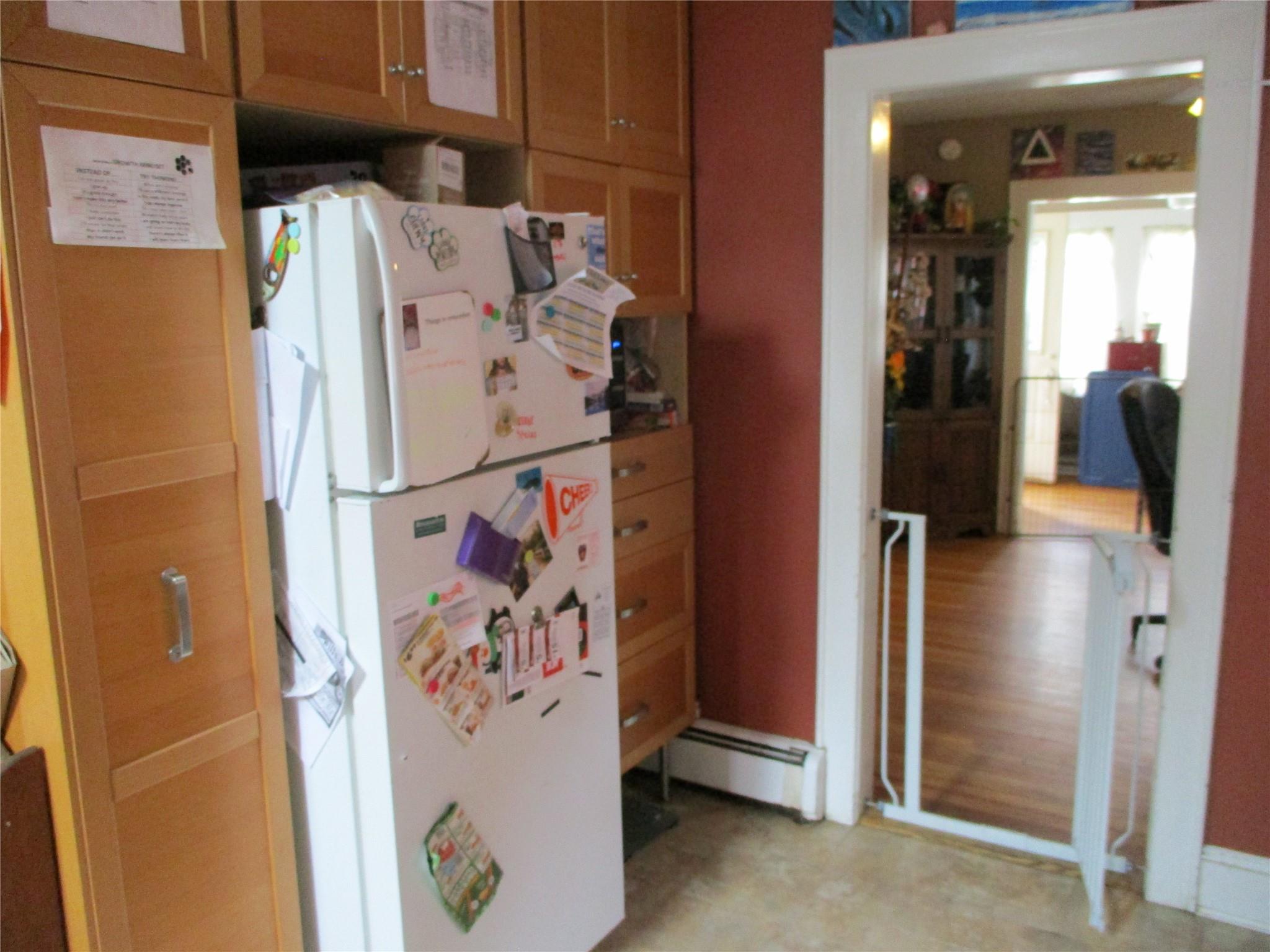 6 Ryder Place, East Rockaway, NY 11518